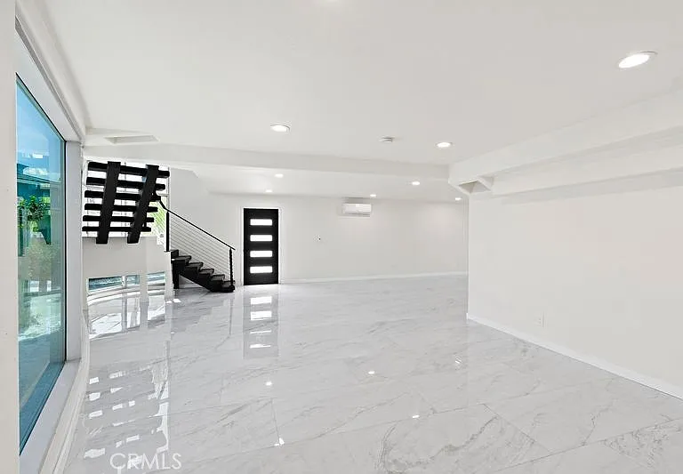 1580 San Bernardino Pl — Photo 5