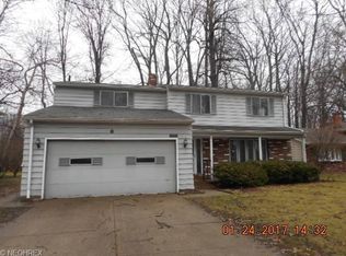 4427 Brendan Ln, North Olmsted, OH