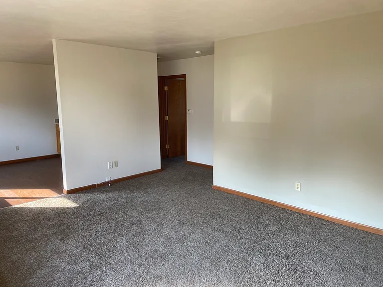 914 Findlay St — Photo 12
