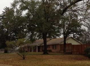 109 Mustang Dr, Palestine, TX 75801