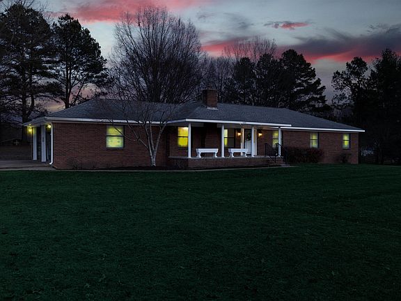 4th image of 632 Cullum Rd