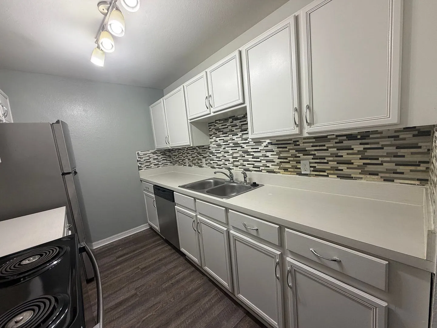 Open House Saturday 9/19 @ 11am-1pm Modern 2BR/2BA Apartments at Woodland Heights | Washer & Drye... — Photo 4
