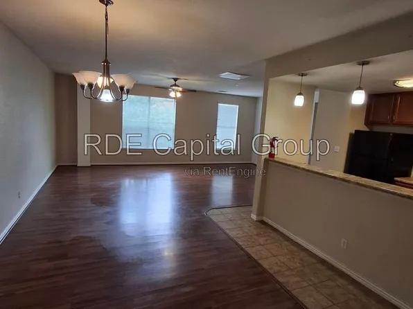 5203 Bexar St #2C, Dallas, TX 75215