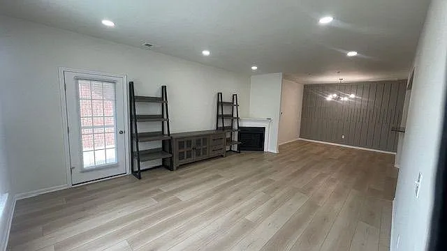 28289 S Pointe Ln — Photo 3