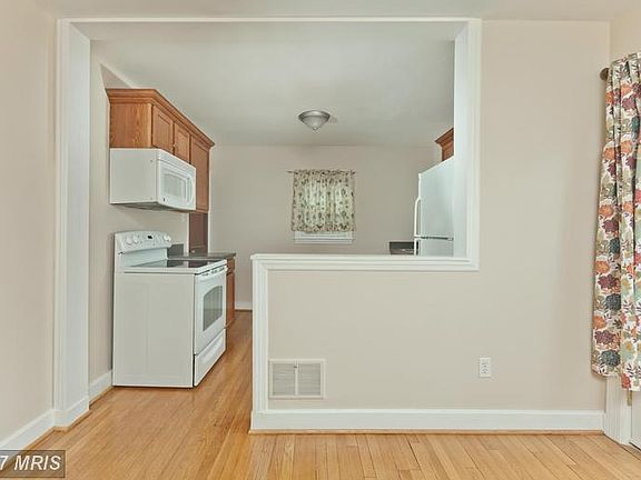 5th image of 133 Belview Ave