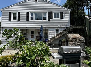 68 Forest St #B, New Canaan, CT 06840