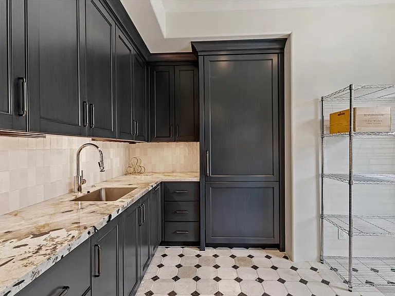 6717 E Solano Dr — Photo 13