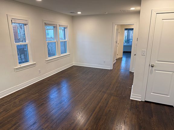 3rd image of 709 S Birmingham Ave