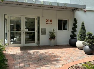 210 5th Ave S UNIT 402, Saint Petersburg, FL 33701