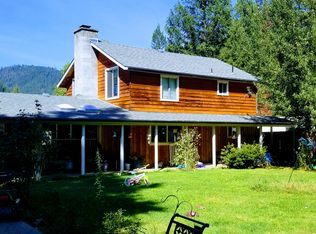 63729 Head St, Happy Camp, CA 96039