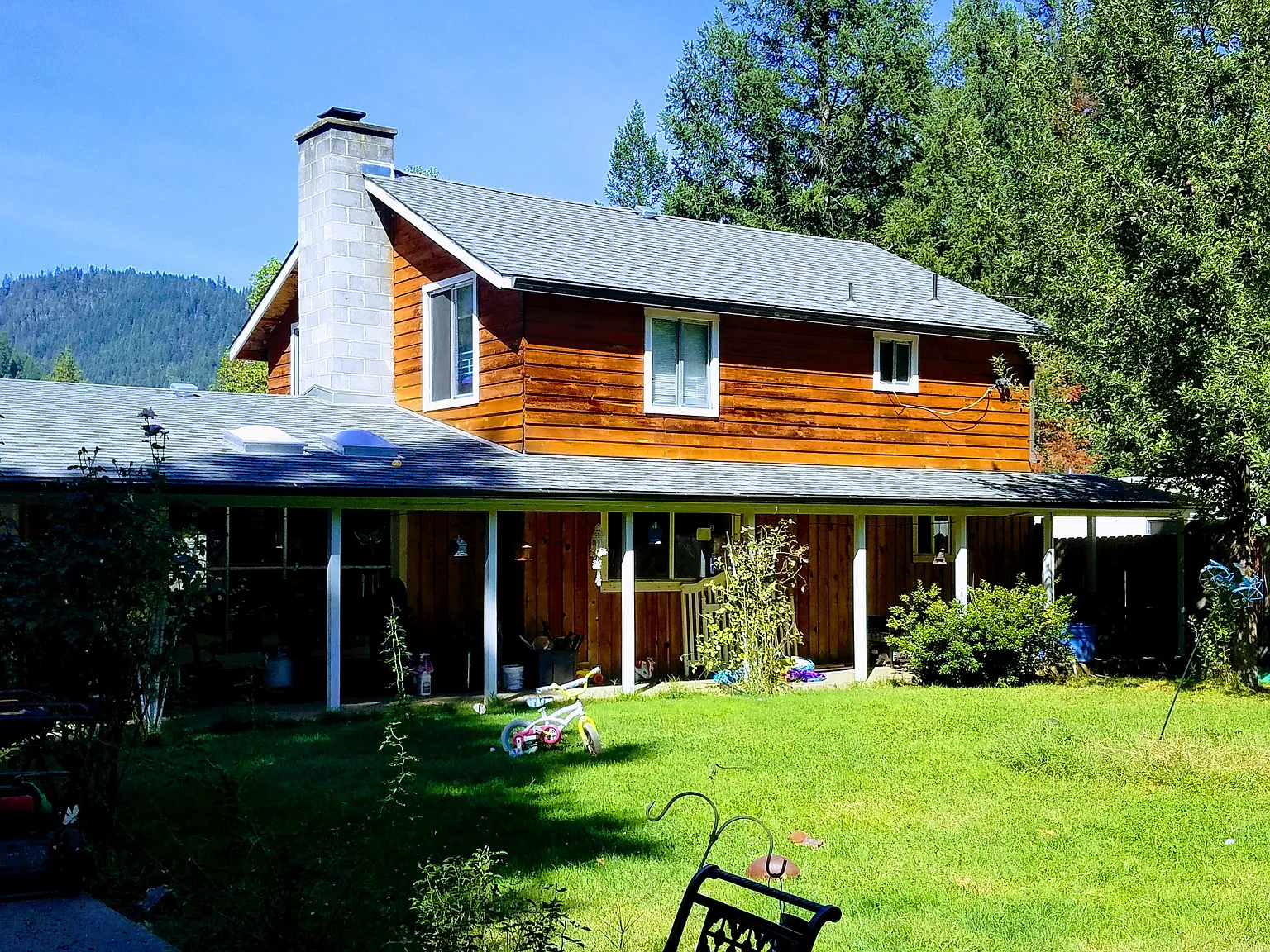 63729 Head St photo 1