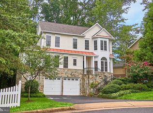 2612 Jeanne St, Falls Church, VA 22046