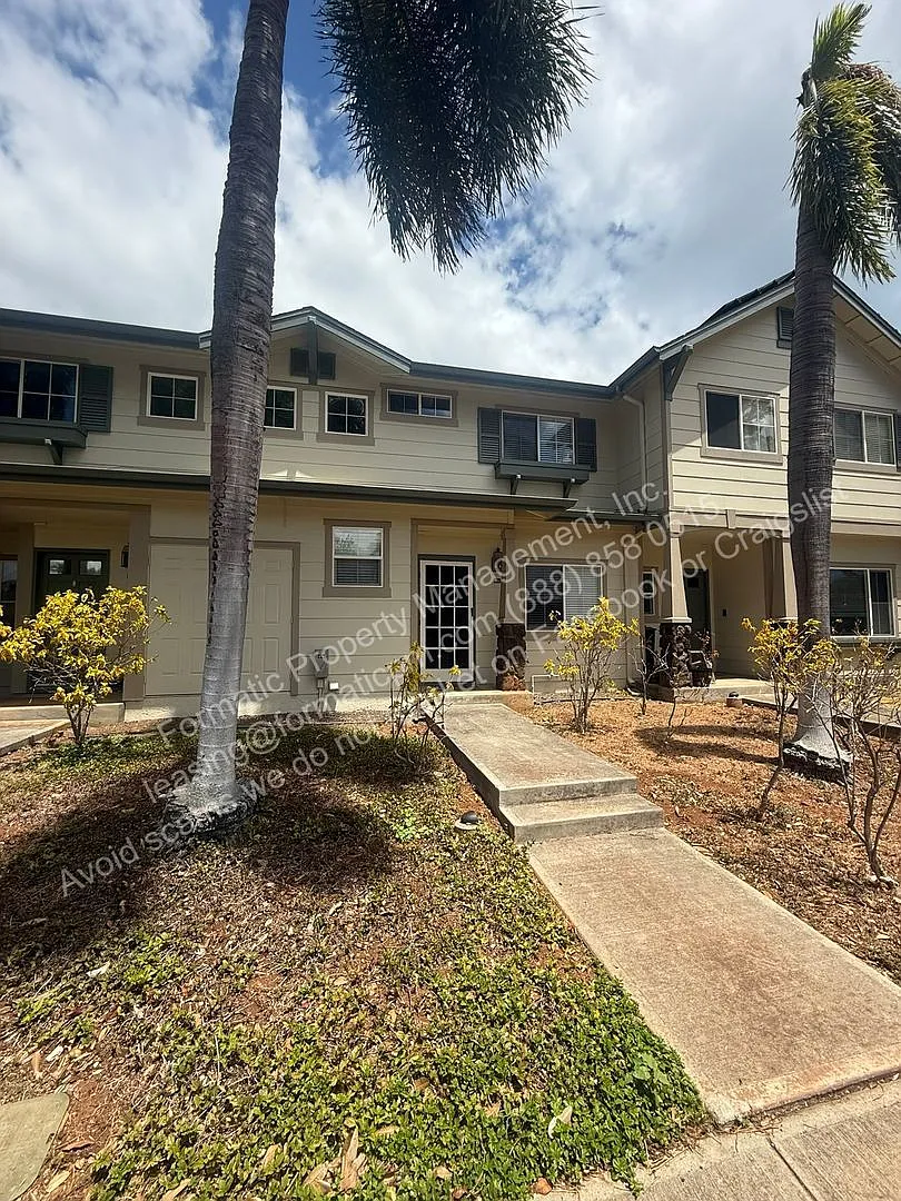 3 bed, 2.5 bath, 1008 sqft, $3,495 — Photo 1