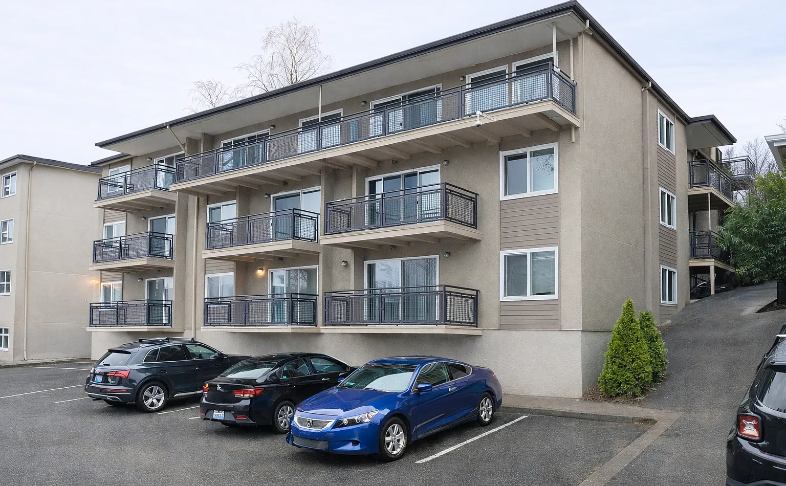 Emerson Apartments — Photo 1