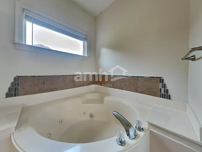 7501 Mary Dr — Photo 10