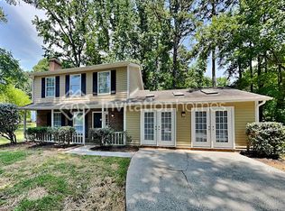 7025 Markway Dr, Charlotte, NC 28215