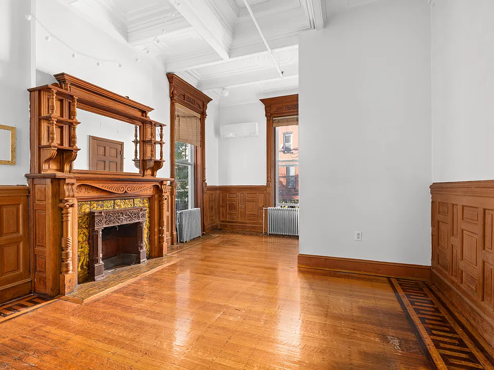 213 Hancock St #2