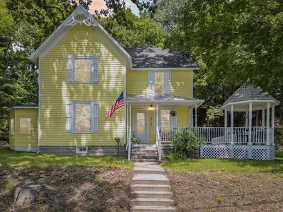 818 E Main St, Ionia, MI, 48846