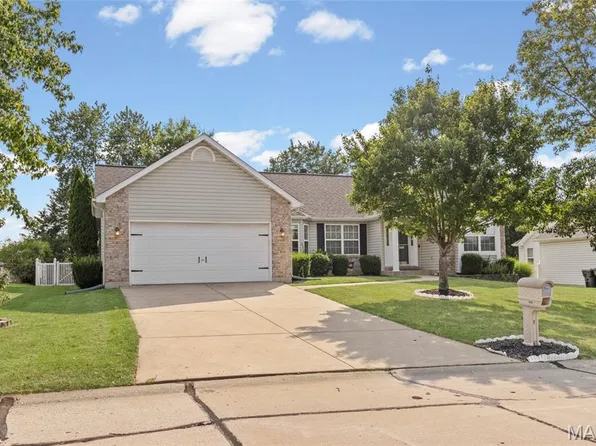 3105 Post Run Dr, O'Fallon, MO 63368