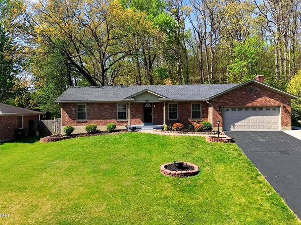 9206 Lakeridge Dr, Louisville, KY 40272