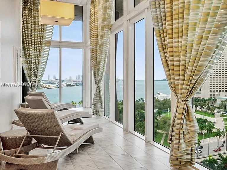 50 Biscayne Blvd #1907 — Photo 20