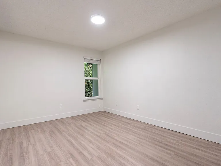 Cedar Lane — Photo 16
