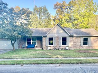 4131 Highview Way, Columbus, IN 47203