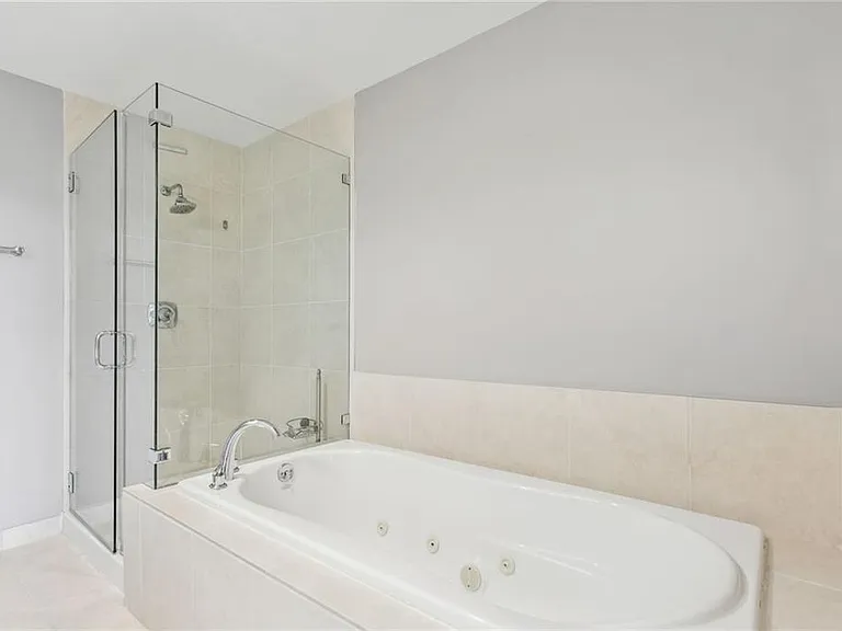 3235 Roswell Rd NE #821 — Photo 25