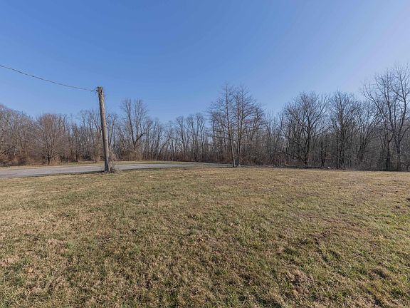 2nd image of 644 Stevenson Station Rd