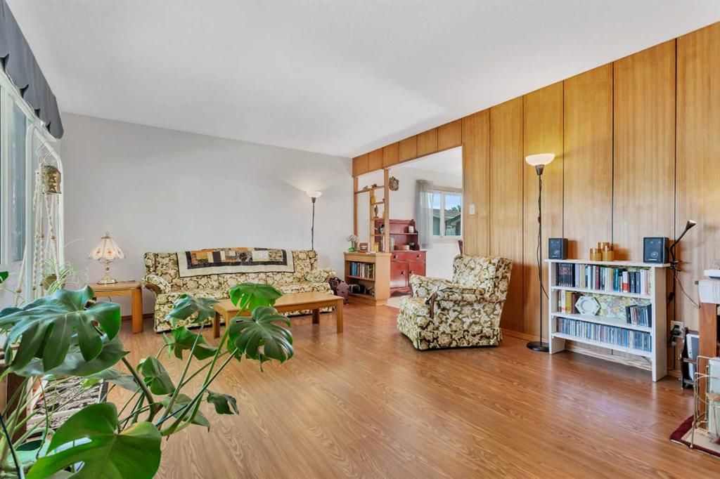 5028 E 58th St, Lacombe, AB - View 3
