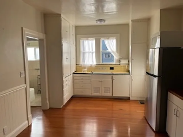 518 Byron St — Photo 12