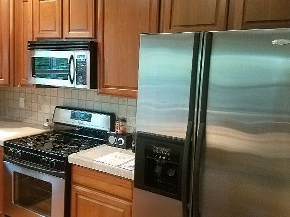 3rd image of 5519 NE 43rd Way