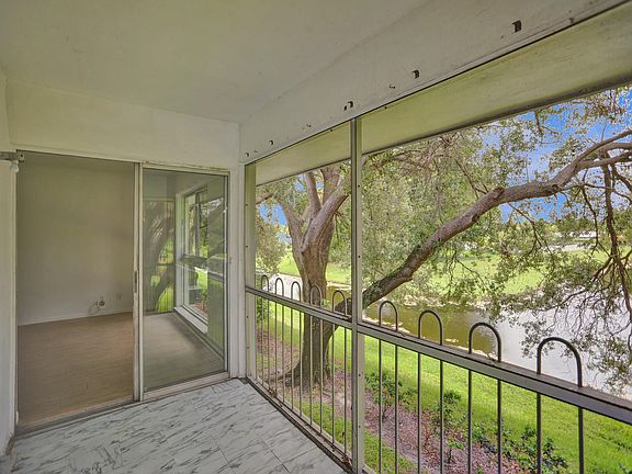 4th image of 10193 N Military Trail #206