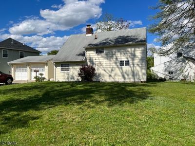 1045 Plymouth Dr, Rahway, NJ, 07065
