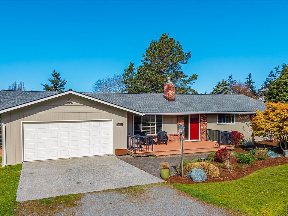 1st image of 601 SW Thornberry