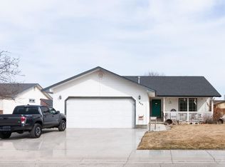 840 14th St N, Vale, OR 97918