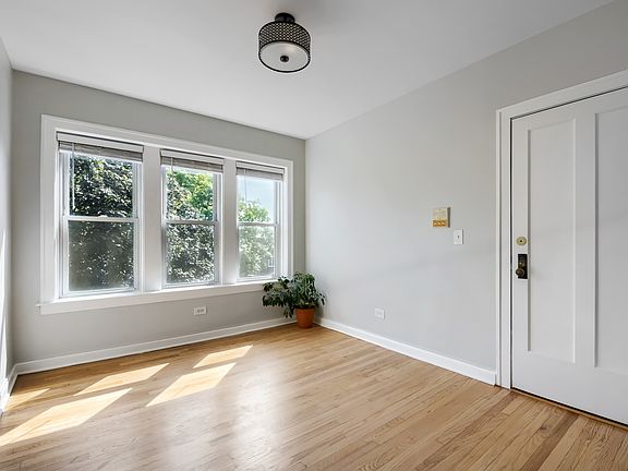 2nd image of 4456 N Kenneth Ave #3
