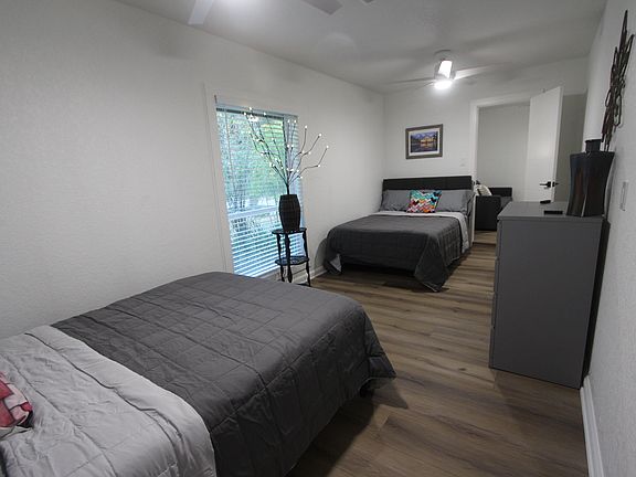 5th image of 8239 Roy Ln