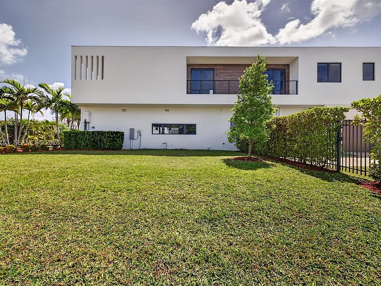 16709 Botaniko Dr N — Photo 30