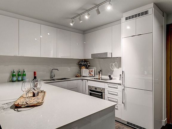 4th image of 10360 102nd St NW #3506