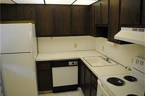 4th image of 20400 W Country Club Dr APT 612