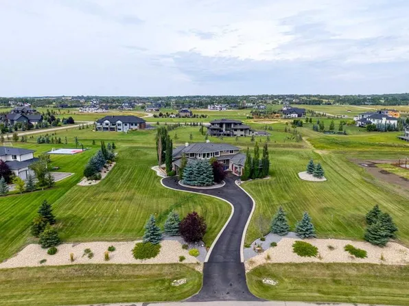 31050 S Swift Creek Ln, Rocky View County, AB T3Z 0B7