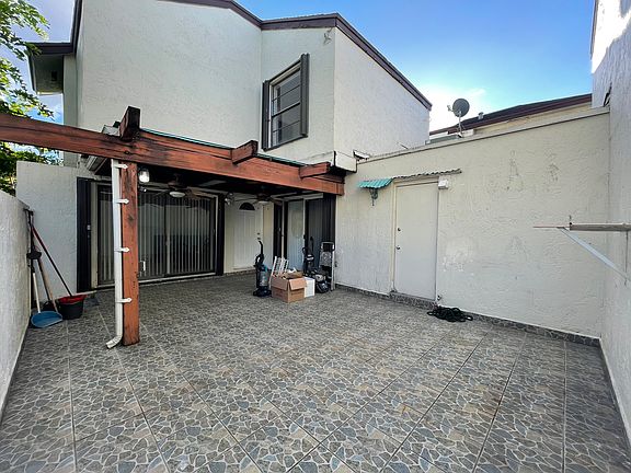 2nd image of 9729 NW 6th Ln