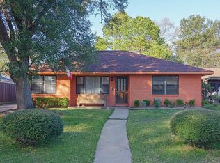 2034 De Milo Dr, Houston, TX 77018