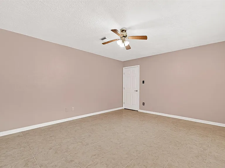 7403 Shady Vale Ln — Photo 22