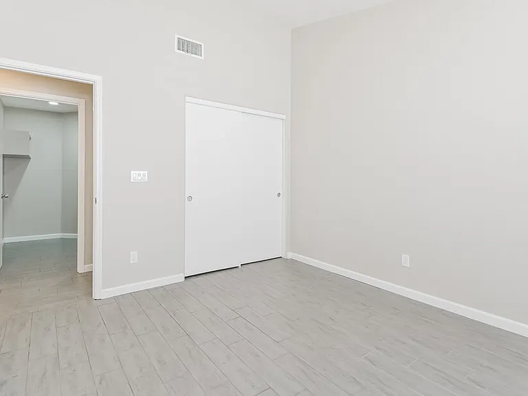 8868 N Hersey Way — Photo 3