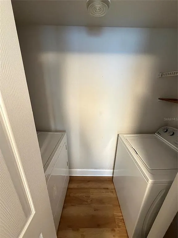 2 bed, 2.0 bath, 971 sqft, $1,800 — Photo 3