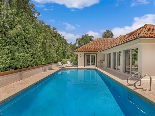 655 Galleon Dr, Naples, FL 34102