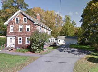 97 4th St, Dover, NH 03820