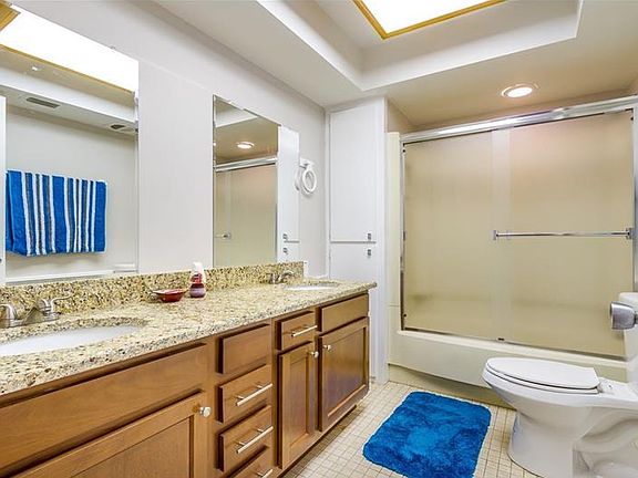 2nd image of 2315 Covina Way S